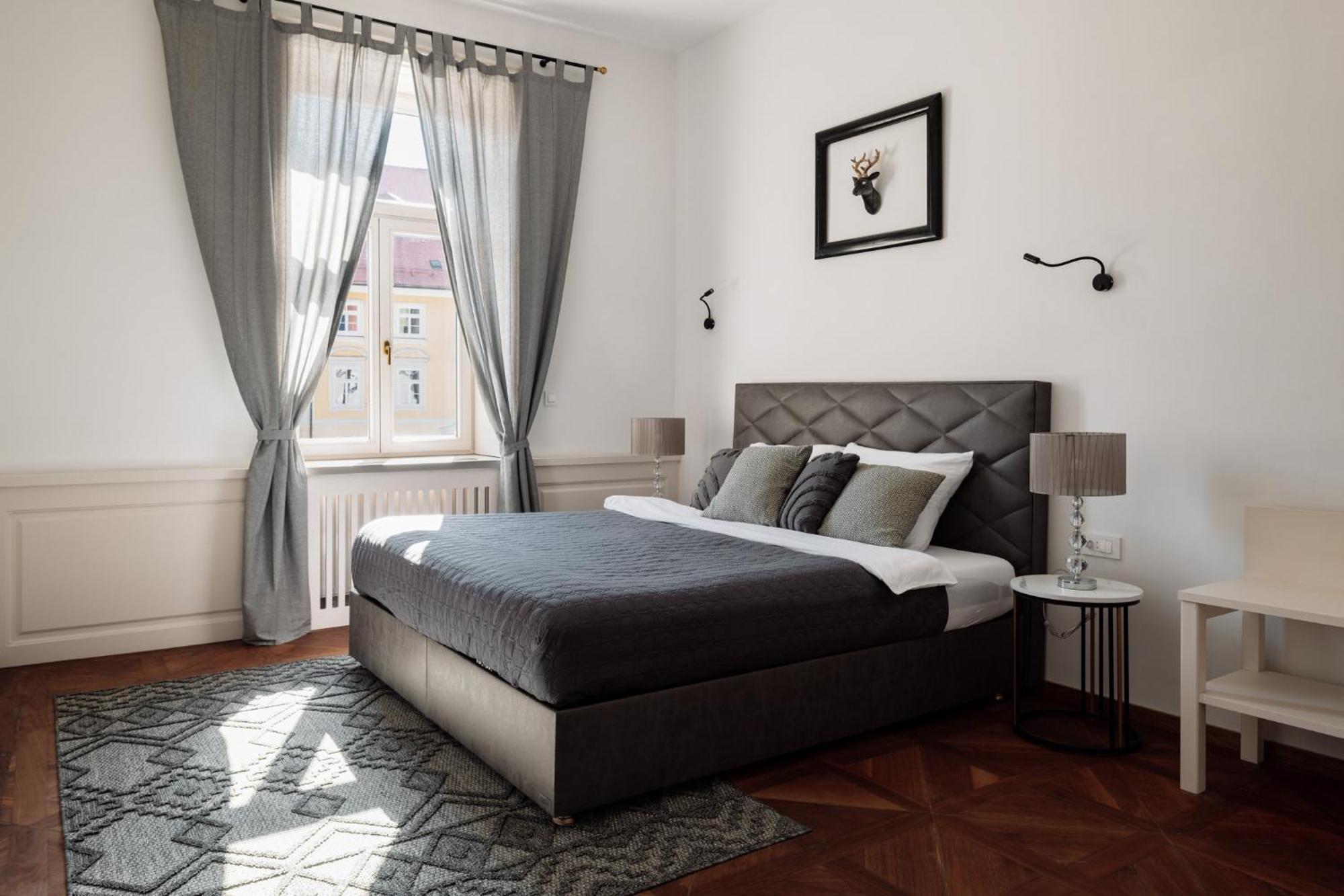 Main Square Apartments & Rooms Maribor Luaran gambar